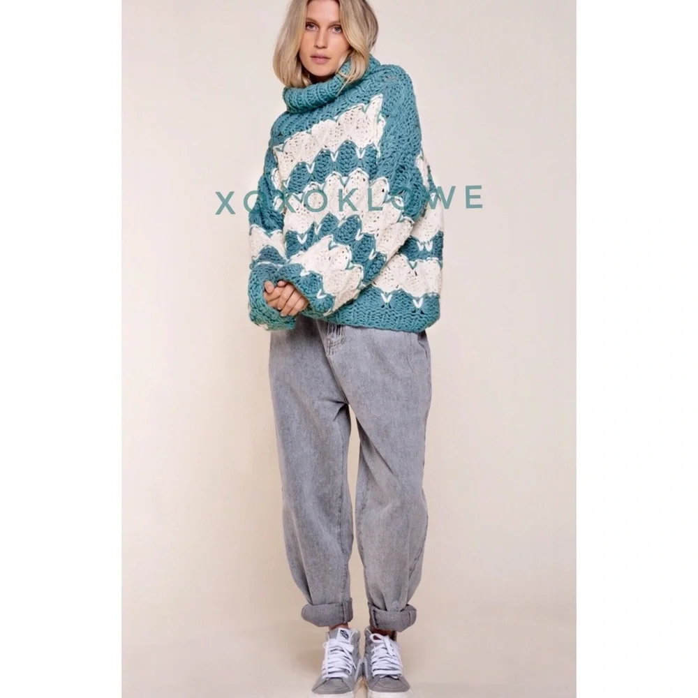 POL Teal & Ivory Stripe Handmade Chunky Knit Sweater - Picture 6 of 12